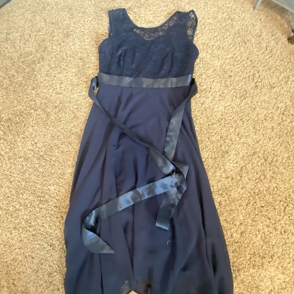 Elegant Navy Lace Dress - Picture 1 of 2